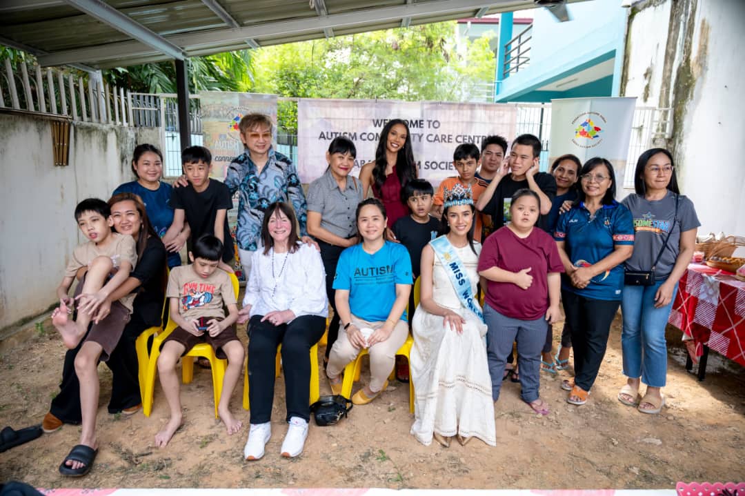 世姐不应政治化 沙应热情款待